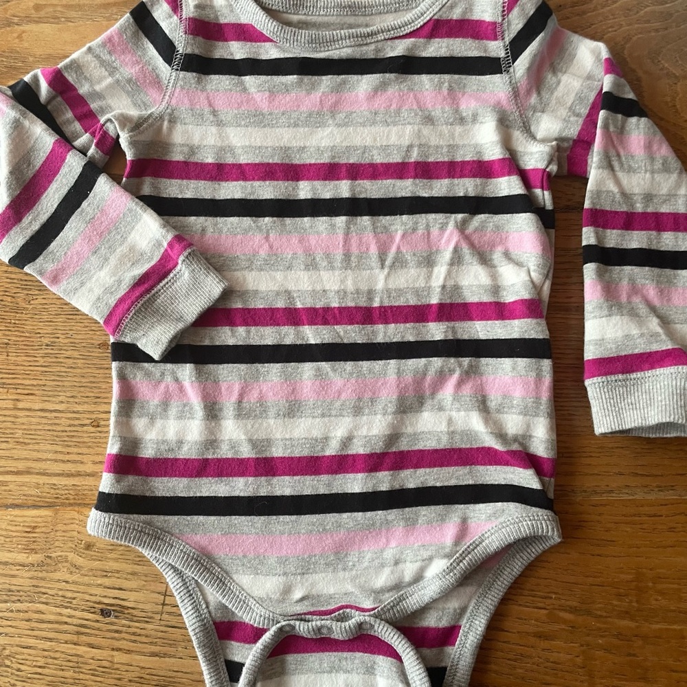 Vintage Cherokee Baby Onesie Size 24 Months - Picture 1 of 6